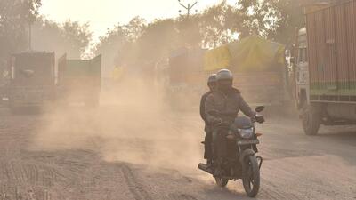 Road dust flies thick on Loha Mandi road on Thursday, a day when Ghaziabad city was judged the 38th cleanest among 446 cities in the country, in Swachh Survekshan 2023. (Sakib Ali/HT Photo) Road dust flies thick on Loha Mandi road on Thursday, a day when Ghaziabad city was judged the 38th cleanest among 446 cities in the country, in Swachh Survekshan 2023. (Sakib Ali/HT Photo)