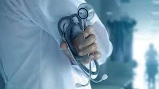 For improperly prescribing sedatives Punjab-origin doctor suspended by Singapore tribunal: Report