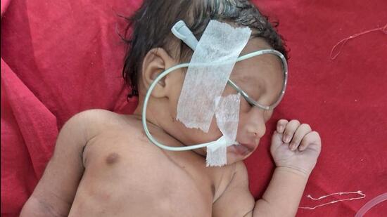 One-day old baby girl dumped in toilet bowl, rescued