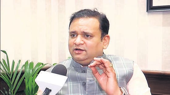 Mumbai, Jan 11 (ANI): Maharashtra Speaker Rahul Narwekar speaks to the media on his verdict on Maharashtra MLAs, in Mumbai on Thursday. (ANI Photo) (ANI)