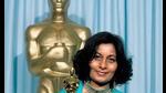 Bhanu Athaiya with her Oscar for her work in Gandhi (1982). She is still the only Indian to have won the award in the Best Costume Design category. (Courtesy Bharat Through the Lens of Bhanu Athaiya, organised by luxury auction house Prinseps)