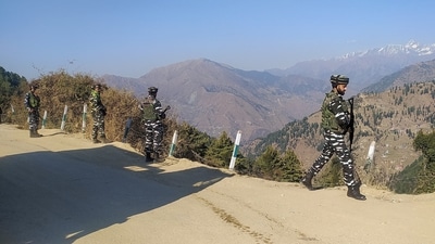 Security personnel search the area in the Poonch sector (File) Security personnel search the area in the Poonch sector (File)