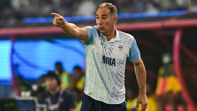 India's football coach Igor Stimac gestures during the men's round of 16 football match between India and Saudi Arabia in the 2022 Asian Games (AFP) India's football coach Igor Stimac gestures during the men's round of 16 football match between India and Saudi Arabia in the 2022 Asian Games (AFP)