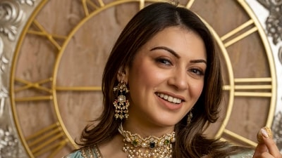 Hansika Motwani will be getting together with her family to celebrate Lohri Hansika Motwani will be getting together with her family to celebrate Lohri
