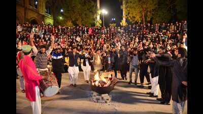 Lohri celebrations at Punjab University, Lahore. (HT Photo) Lohri celebrations at Punjab University, Lahore. (HT Photo)
