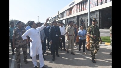 Scindia inspected the main building of the terminal accompanied by senior officials. (HT PHOTO) Scindia inspected the main building of the terminal accompanied by senior officials. (HT PHOTO)