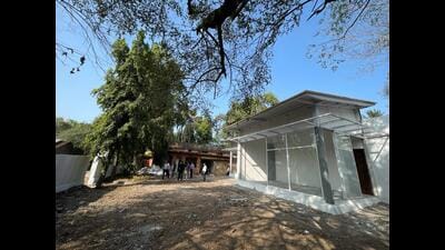 The Defence Estates Directorate, Southern Command on Friday sealed Bungalow Number 22 is located on Napier Road in Pune Cantonment limits. (HT PHOTO) The Defence Estates Directorate, Southern Command on Friday sealed Bungalow Number 22 is located on Napier Road in Pune Cantonment limits. (HT PHOTO)