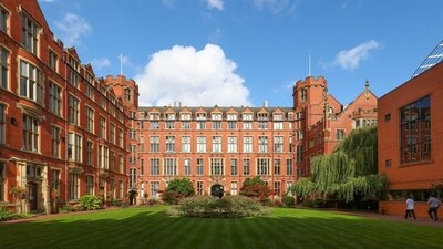Students also have the opportunity to add an optional placement year as part of their course, converting the three-year course to a four-year Degree with Placement Year (Handout) Students also have the opportunity to add an optional placement year as part of their course, converting the three-year course to a four-year Degree with Placement Year (Handout)