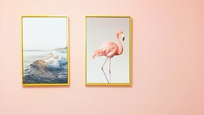 Wall decor: Plain walls get a boost from artwork and mirrors. With brass and copper frames, they become unique. You can find wall sculptures made of these materials. These add texture and depth to your rooms. Another option? Metallic wallpaper. It brings a soft shine, adding a sprinkle of glamour to the walls. (Unsplash) Wall decor: Plain walls get a boost from artwork and mirrors. With brass and copper frames, they become unique. You can find wall sculptures made of these materials. These add texture and depth to your rooms. Another option? Metallic wallpaper. It brings a soft shine, adding a sprinkle of glamour to the walls. (Unsplash)