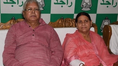 The CBI registered the case against Lalu Prasad, his wife former Bihar CM Rabri Devi, and his son Tejashwi, who was the deputy chief minister (HT/File Photo)