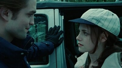 Robert Pattinson and Kristen Stewart starred together in Twilight. Robert Pattinson and Kristen Stewart starred together in Twilight.