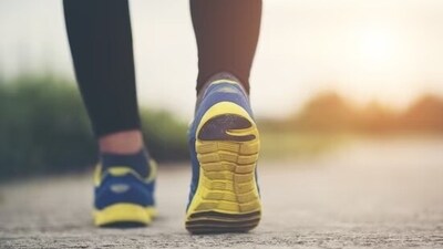 1. Walking: This is a simple yet effective weight-bearing exercise that helps strengthen bones and improve balance. Make space for morning and evening walks in your routine.&nbsp; (Freepik)