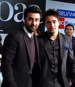 Imran Khan with Ranbir Kapoor at the Paa premiere. Imran Khan with Ranbir Kapoor at the Paa premiere.