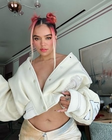 Karol G (Instagram) Karol G (Instagram)