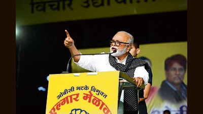 Bhujbal, minister for food and civil supplies, warned if those involved in the attacks were not punished then people would take law into their own hands. Bhujbal, minister for food and civil supplies, warned if those involved in the attacks were not punished then people would take law into their own hands.