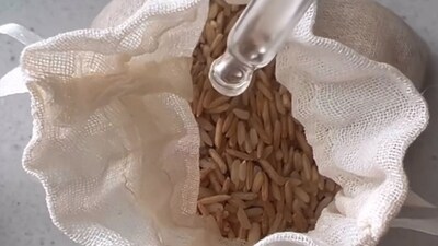 Add few drops of lavender essential oil in a pouch of raw rice to keep clothes aromatic Add few drops of lavender essential oil in a pouch of raw rice to keep clothes aromatic