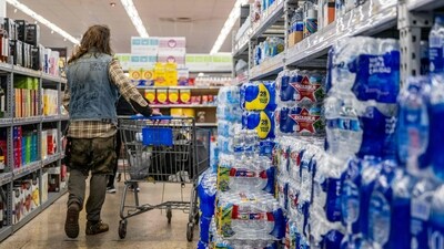 Americans consume a credit card's worth of microscopic plastic particles every week. Americans consume a credit card's worth of microscopic plastic particles every week.