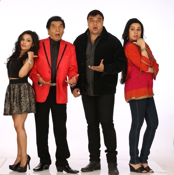 Depicting the story of emotional bonding between a loving father and his son, this play features actors Chitrashi Rawat, Asrani, Naveen Bawa and Padmini Kolhapure. Depicting the story of emotional bonding between a loving father and his son, this play features actors Chitrashi Rawat, Asrani, Naveen Bawa and Padmini Kolhapure.