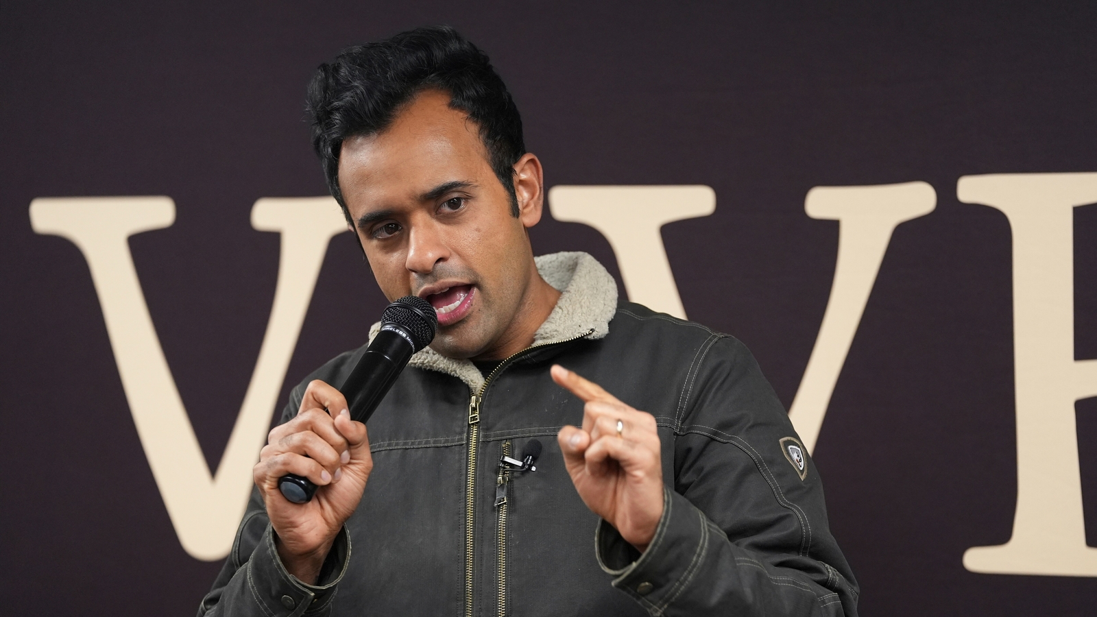 Vivek Ramaswamy's presidential path relies on the Donald Trump factor - Vimarsana News