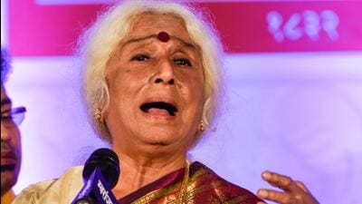 Born on September 13, 1932 in Pune, Prabha Atre trained in the “guru-shishya” tradition, known as the “Gurukul” system, by the two stalwarts of the Kirana Gharana — the late Pandit Sureshbabu Mane and his sister Padmabhushan Hirabai Badodekar. (HT FILE)