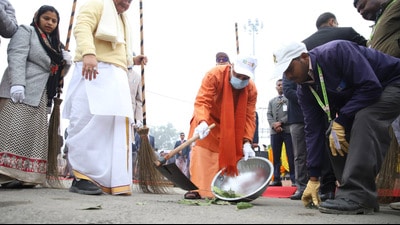 Chief Minister Yogi Adityanath launching the statewide cleanliness campaign from Ayodhya. (HT photo) Chief Minister Yogi Adityanath launching the statewide cleanliness campaign from Ayodhya. (HT photo)