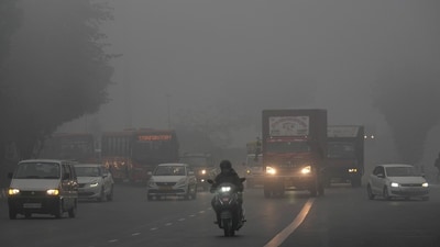 On Sunday morning, the minimum temperature dropped to 3.5 degrees Celsius. (PTI) On Sunday morning, the minimum temperature dropped to 3.5 degrees Celsius. (PTI)