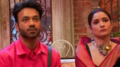 Vicky Jain and Ankita Lokhande dressed up in red and pink for the Weekend Ka Vaar episode. Vicky Jain and Ankita Lokhande dressed up in red and pink for the Weekend Ka Vaar episode.