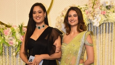 Shweta Tiwari and daughter Palak Tiwari looked their gorgeous best at Ira Khan's wedding reception. While Shweta wore a black ruffled saree, Palak wore a sheer yellow saree. Shweta Tiwari and daughter Palak Tiwari looked their gorgeous best at Ira Khan's wedding reception. While Shweta wore a black ruffled saree, Palak wore a sheer yellow saree. 