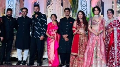 Kangana Ranaut with Aamir Khan, Reena Dutta, Ira Khan and Nupur Shikhare. Kangana Ranaut with Aamir Khan, Reena Dutta, Ira Khan and Nupur Shikhare.