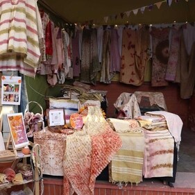 At this fair, the hand crafted and handloom products present a fusion of tradition and style. At this fair, the hand crafted and handloom products present a fusion of tradition and style.