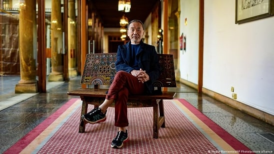 Haruki Murakami is a star of Japanese literature. (DW/Alvaro Barrientos/AP Photo/picture alliance)