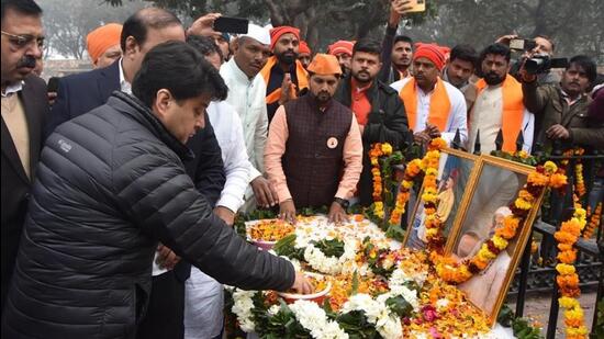 Union minister of civil aviation Jyotiraditya M Scindia pays homage to the martyrs of the third war of Panipat at the historical Kala Amb site on Sunday.