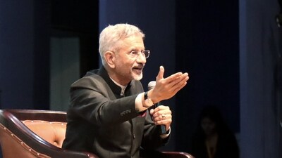 External Affairs Minister S Jaishankar speaks on the topic 'Bharat's Rise in Geopolitics' during the Manthan: Townhall meeting, at Kaviguru Kalidas Auditorium in Nagpur on Saturday. (ANI Photo)