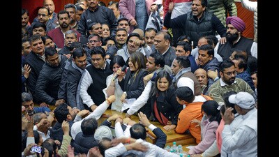 Delhi Mayor Shelly Oberoi speaks inside the Municipal Corporation of Delhi House on Monday. (ANI) Delhi Mayor Shelly Oberoi speaks inside the Municipal Corporation of Delhi House on Monday. (ANI)