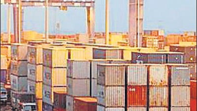India’s merchandise trade in December grew marginally by 1% on an annualised basis to $38.45 billion amid global headwinds (FILE) India’s merchandise trade in December grew marginally by 1% on an annualised basis to $38.45 billion amid global headwinds (FILE)