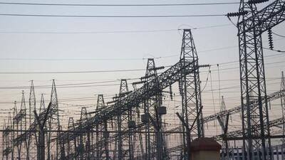Power discom officials appealed to consumers across Greater Noida, with long-pending electricity disputes, to come to the District Court in Surajpur on January 29, 30, and 31, and resolve their cases from 3 p.m. onward on these days. (HT Photo)