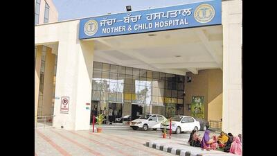The incident occurred around noon when the patient, who was in labour, was rushed to Ludhiana Civil Hospital’s Mother and Child Hospital. (HT File) The incident occurred around noon when the patient, who was in labour, was rushed to Ludhiana Civil Hospital’s Mother and Child Hospital. (HT File)