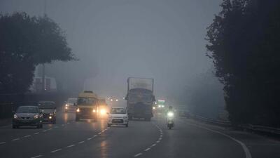 The visibility dipped to zero in parts of the Capital. (HT PHOTO) The visibility dipped to zero in parts of the Capital. (HT PHOTO)