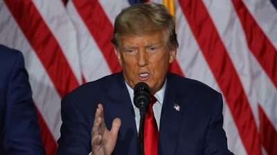 Republican presidential candidate and former U.S. President Donald Trump speaks during his caucus night watch party in Des Moines, Iowa, U.S., January 15, 2024.  REUTERS/Brian Snyder (REUTERS)