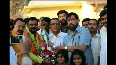 Vitthal Shelar (Second from left) had joined the BJP in 2017. (HT PHOTO) Vitthal Shelar (Second from left) had joined the BJP in 2017. (HT PHOTO)