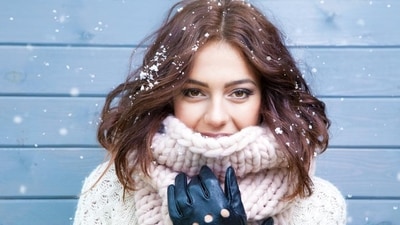 Winter hair care: 20 ways to prevent static hair during winters (Photo by Shutterstock) Winter hair care: 20 ways to prevent static hair during winters (Photo by Shutterstock)