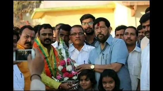 Vitthal Shelar (Second from left) had joined the BJP in 2017. (HT PHOTO)