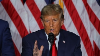 Republican presidential candidate and former U.S. President Donald Trump speaks during his caucus night watch party in Des Moines, Iowa, U.S., January 15, 2024.  REUTERS/Brian Snyder (REUTERS)