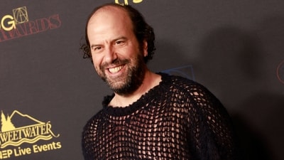 Brett Gelman defends Stranger Things co-star Noah Schnapp's views on Israel-Hamas war Brett Gelman defends Stranger Things co-star Noah Schnapp's views on Israel-Hamas war