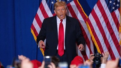 Trump on Desantis-Haley: “We really gotta get back on to Biden and beating the Democrats, and not wasting a lot of time with these two,” (AP) Trump on Desantis-Haley: “We really gotta get back on to Biden and beating the Democrats, and not wasting a lot of time with these two,” (AP)