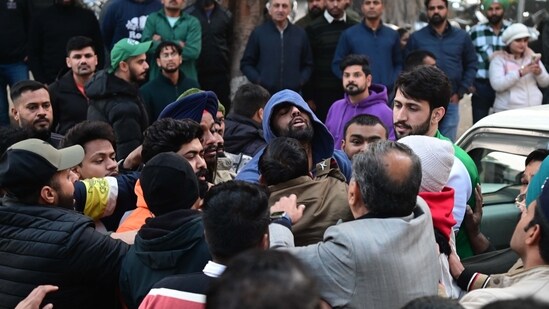 Councillors BJP , Congress and AAP party scuffle at sector 17 in Chandigarh. Photo by Keshav Singh/Hindustan Times