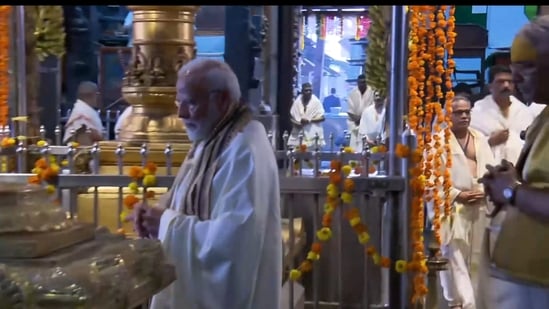 After offering prayers in traditional Kerala attire, PM Modi changed and attended the wedding of actor-turned-politician Suresh Gopi's daughter.&nbsp;(PTI)