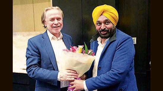Punjab chief minister Bhagwant Mann during a meeting with Australia’s High Commissioner to India Philip Green in New Delhi on Wednesday. (PTI)
