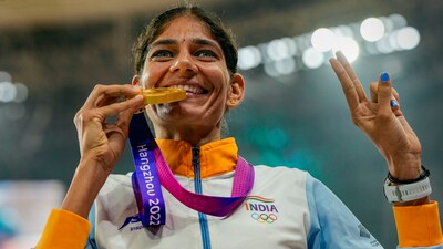 India's Parul Chaudhary poses for photos (PTI) India's Parul Chaudhary poses for photos (PTI)