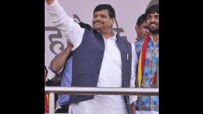 SP leader Shivpal Singh Yadav during his rally at Ramabai ground in Lucknow. (HT File)